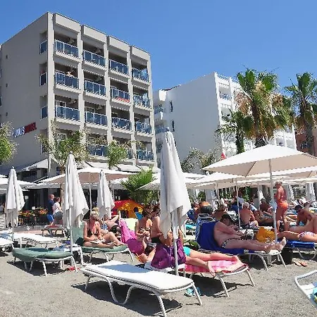 Grand Faros Ξενοδοχείο 4*