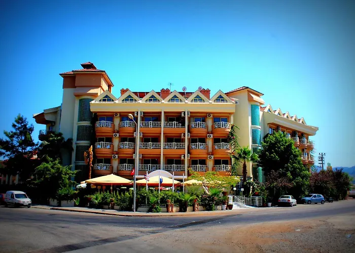 Grand Faros Szálloda 4*