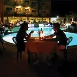 Grand Faros Ξενοδοχείο 4*