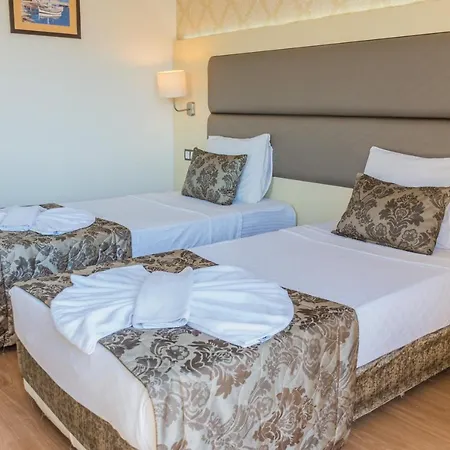 Grand Faros Hotel