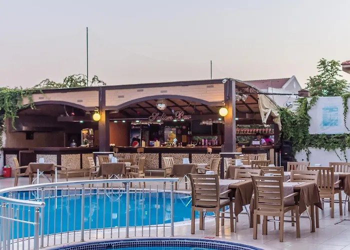 Hotel Grand Faros 4*