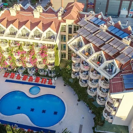 Grand Faros فندق