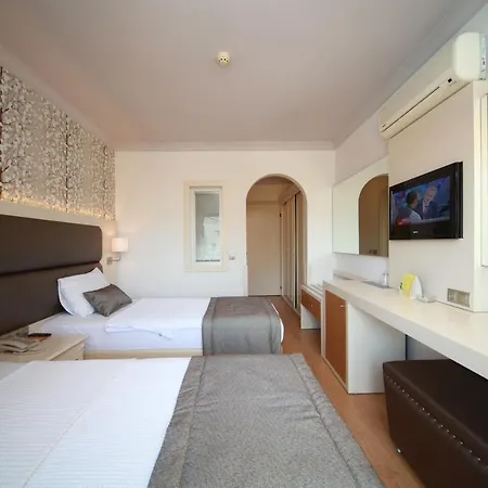 Grand Faros 4* مرمريس