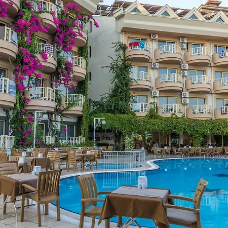 Grand Faros مرمريس