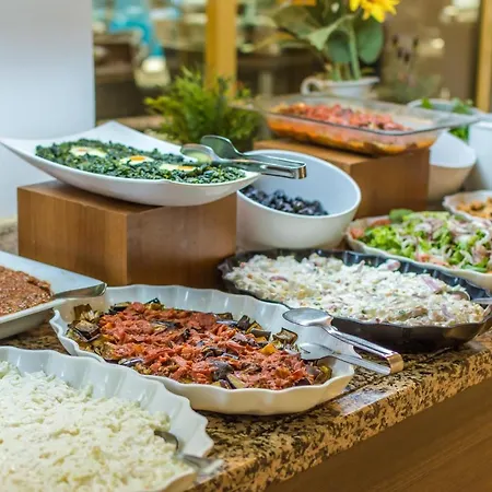 Grand Faros فندق